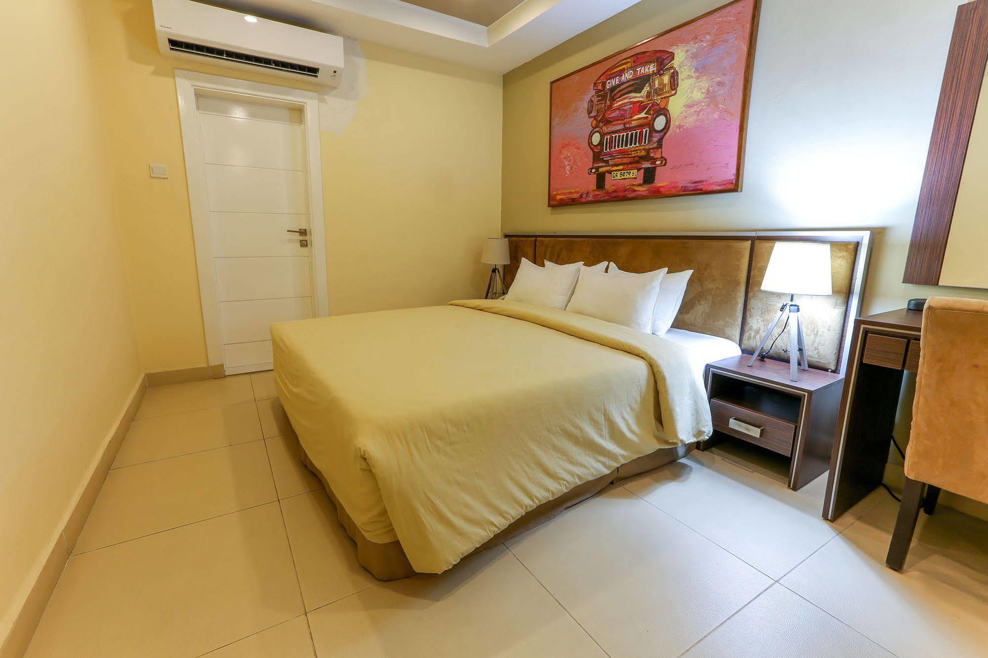 Frankie'S Foods And Rooms Άκρα Εξωτερικό φωτογραφία